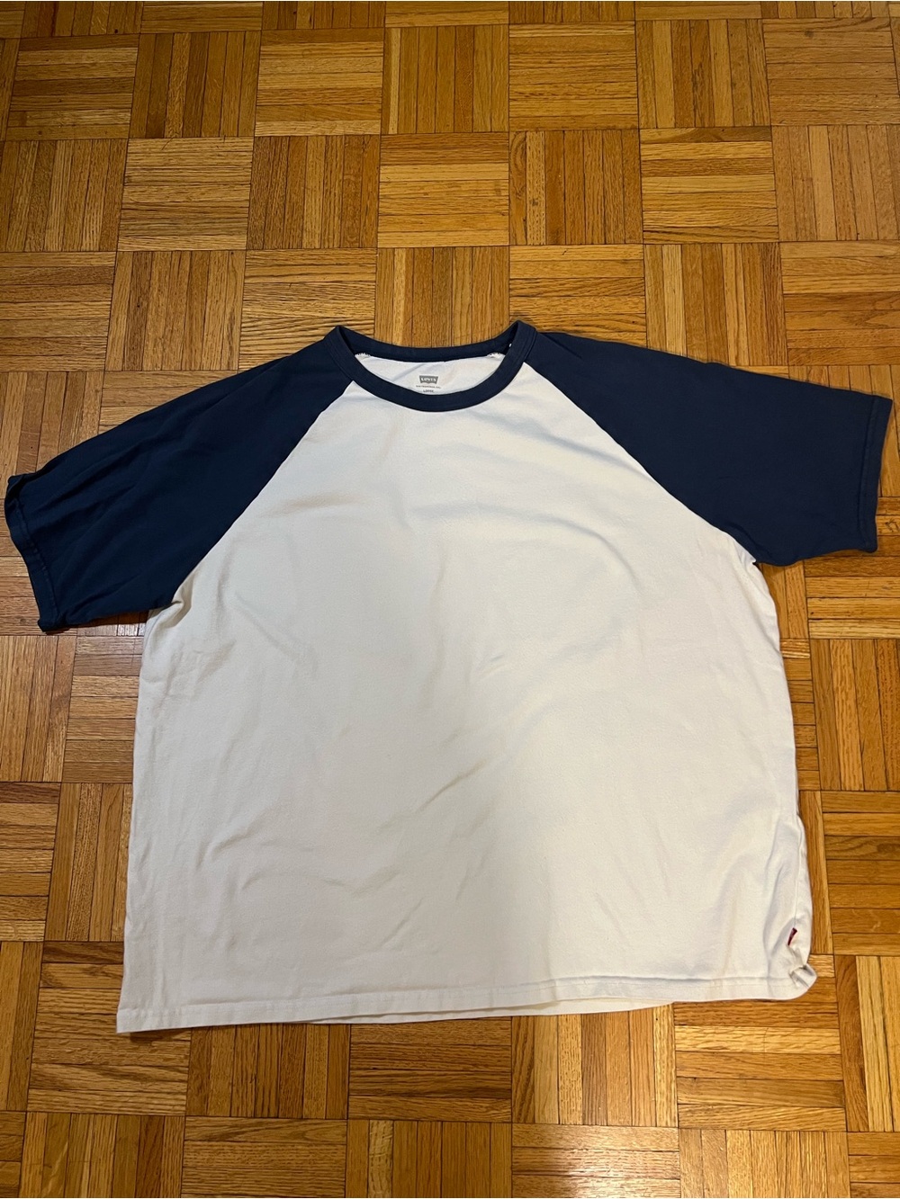 Trending Baseball Shirts Levi's White Tee with Navy Raglan Sleeves size XL